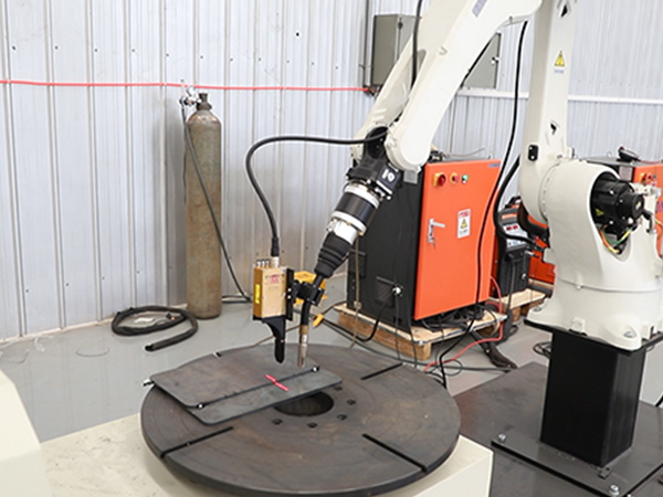 焊接機器人自動焊縫跟蹤技術的優勢 焊接機器人自動焊縫跟蹤技術的優勢